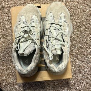 yezzy 500 (salt) men’s 8.5